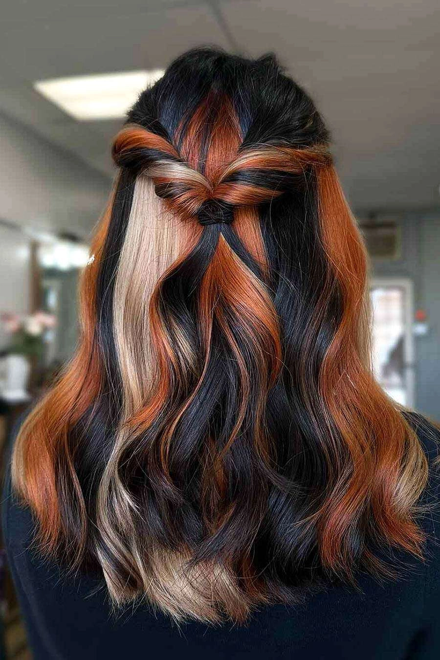 Calico Color Hair With Back Combing
